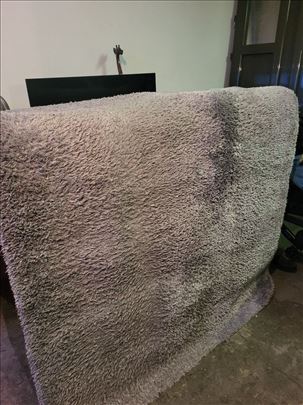 Tepih 200 x 140