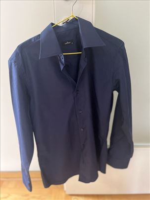 3 markirane M košulje, kao nove,