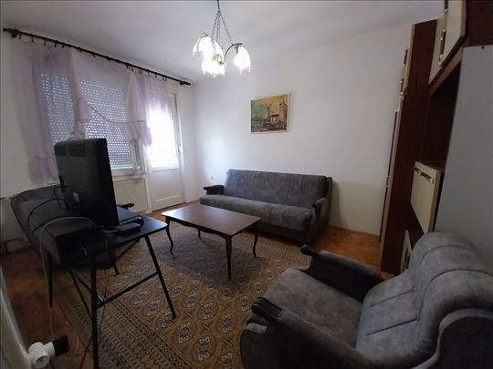 Dvosoban stan kod Zelengore