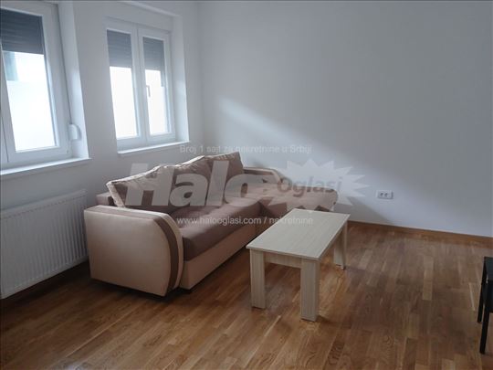 Izdavanje stana u Mladenovacu 