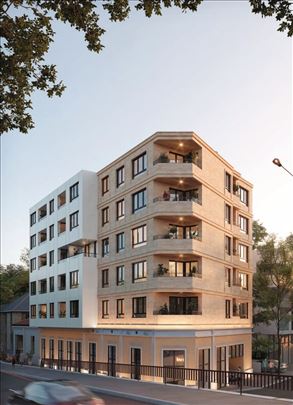 LUX stan kej 90m2