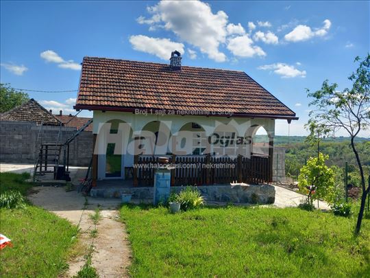 Umka,  Mala moštanica 27m2