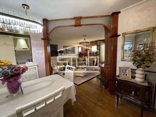 Uknjižen, Banovo brdo ID#1260