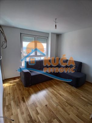 Izdaje se neuseljavan stan u Čalijama, 48m2
