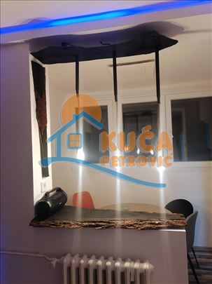 Izdaje se stan u Duvaništu!