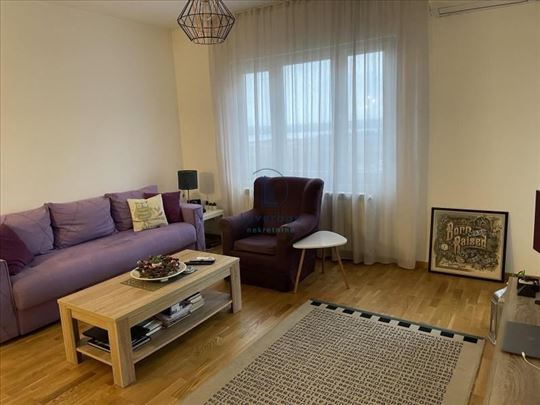 Karaburma, Dunavske terase, 54 m2 sa garaž. mestom