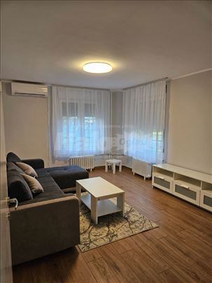 Kompletno Renoviran Stan na Novom Beogradu