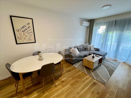 Lux, nov stan, 3-soban, namesten, balkon