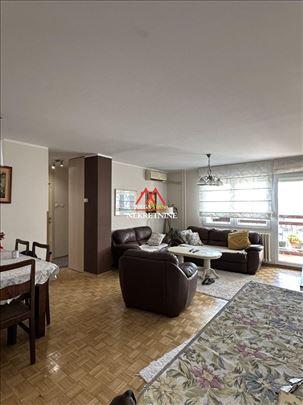 Renoviran trosoban stan -78m2 - Liman 4 