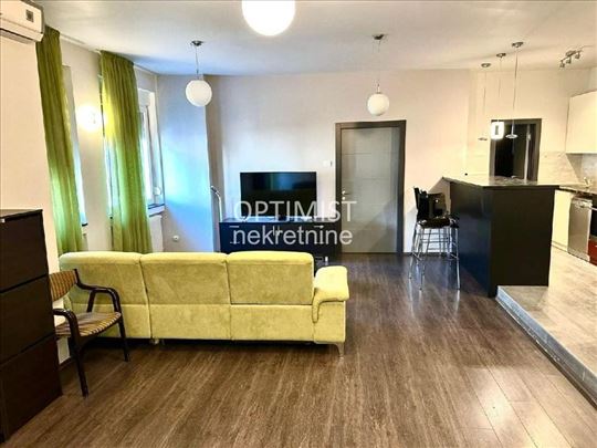 Stari grad, Kraljice Natalije, 80m2, 2.0 ID#2939