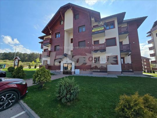 70m2 * 3 spavaće sobe* 2 kupatila * ostava