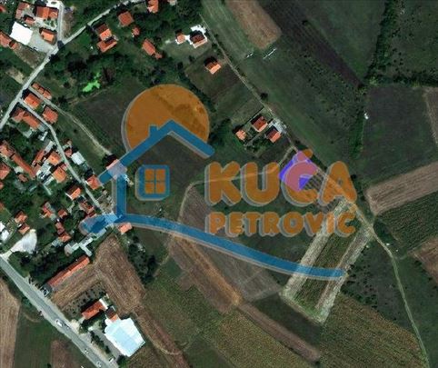 Lep  plac za gradnju, 671 m2, Čamurlija, blizu Niš