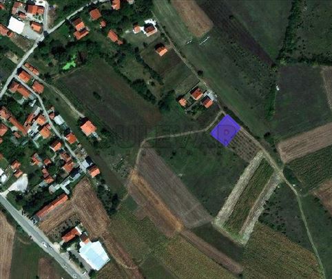 Lep  plac za gradnju, 671 m2, Čamurlija, blizu Niš