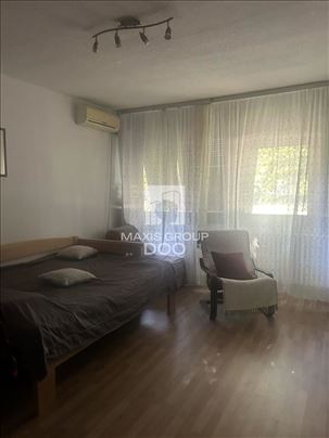 stan u Zemunu, u ul. Dragana Rakića, 39m2 ID#1294