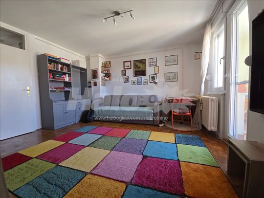 Jednosoban stan 32m² – Novo Naselje, Mileve Marić