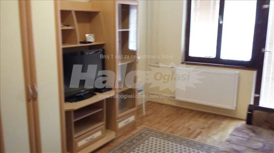 Stan u Dunavskoj ulici, pasaž