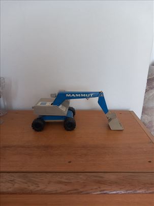 Stara igračka bager