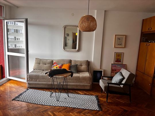 Trosoban stan 70m2 kod opstine Novi Beograd