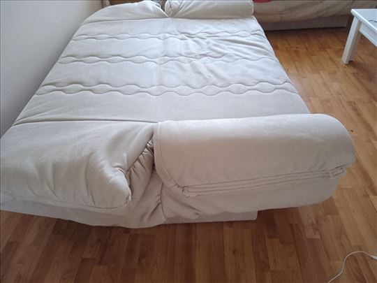 Prodajem kauč