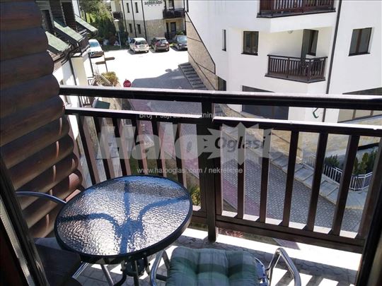 Apartman na prodaju, Zlatiborski konaci