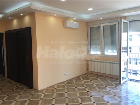 Kancelarijski prostor-kod LONDONA 45M2