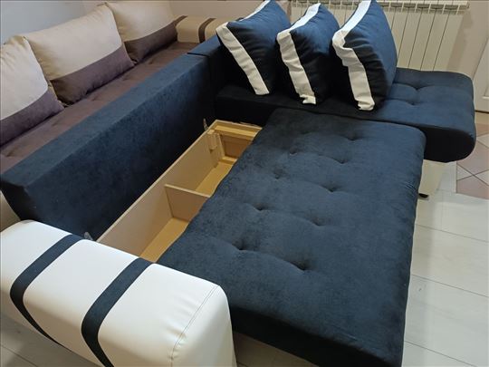 Nove Ugaone Garniture