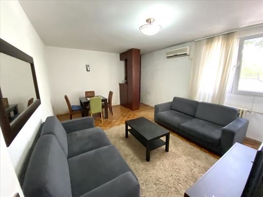 Novi Beograd-Fontana-Dvoiposoban ID#2946