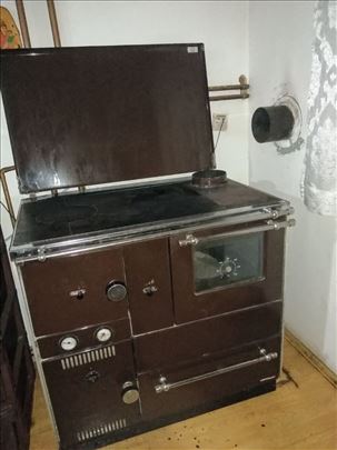 Prodajem etaznu peć