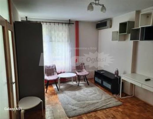 Retenzija, Prve pruge, 44 m2, namešten