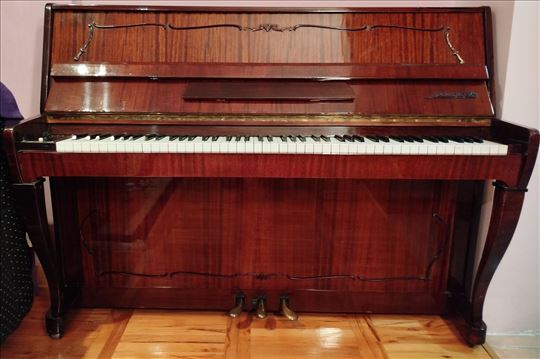 Pianino Akord 2M
