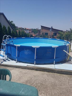 Prodajem montažni bazen INTEX