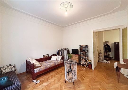 Prote Mateje - salonac - 1% provizija