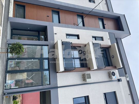 Stan novogradnja 47m2 Surcin