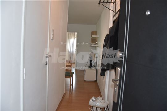 REZERVISANO Useljiv 2.0 stan Novi Beograd, Fontana