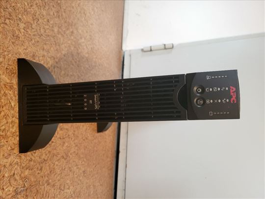 APC Smart UPS RT 2000 