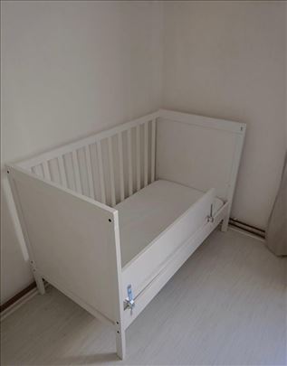 Krevetac za dete drveni IKEA Sundvik