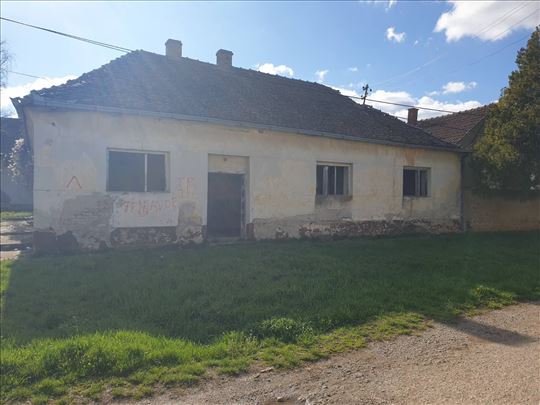 Krušedol Prnjavor kuća 145m2 HITNO!