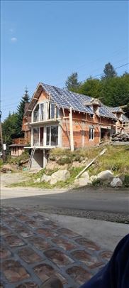 Kuca sa 4 apartmana u izgradnji Kopaonik