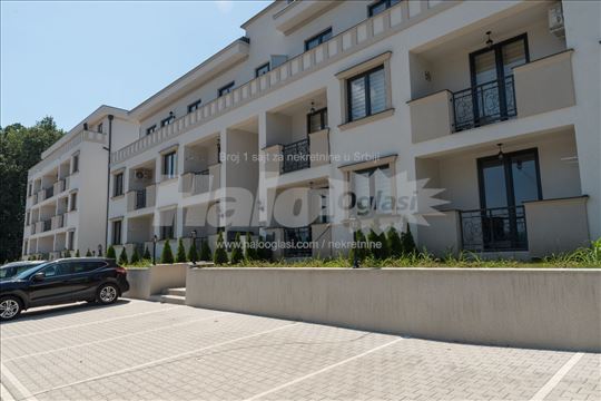 Lux apartman sa bazenom u Vrnjackoj Banji
