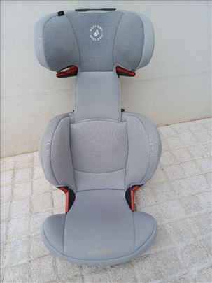 Maxi Cosi autosedište (15-36KG) polovno, očuvano