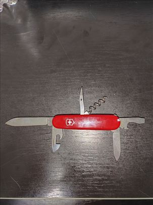 NOZ VICTORINOX SWITZERLAND 