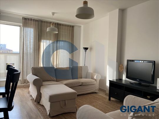 Slavija, 69m2, VI, cg 