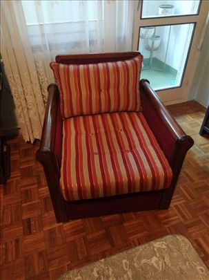 Trosed na razvlacenje i fotelja
