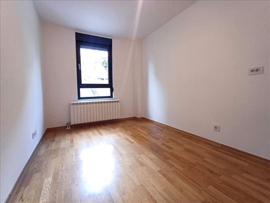 Vračar, garsonjera novogradnja, odmah useljiv