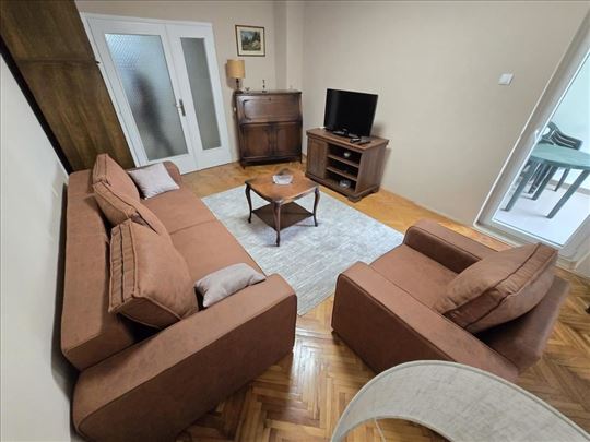 Zvečanska,dvosoban,lep,renoviran ID#718367