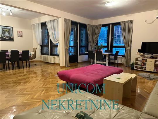244m2+2T+garaža+bašta GOLF - Diplomatsko naselje