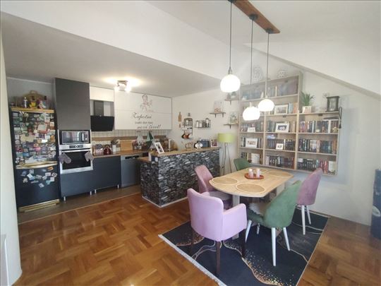 Dupleks-full opremljen-centar