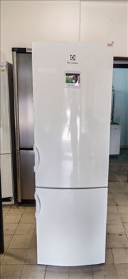 Kombinovani frizider Electrolux garancija 12 mesec