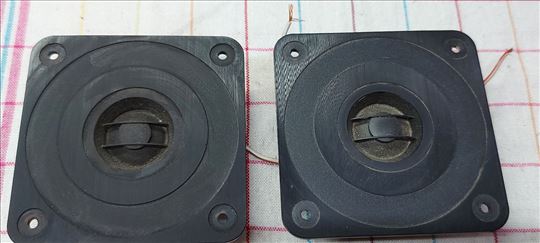 PHILIPS AD11600 na 8 i na 4 oma prodaja na komad