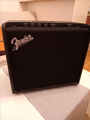 Pojacalo Fender Mustang LT25